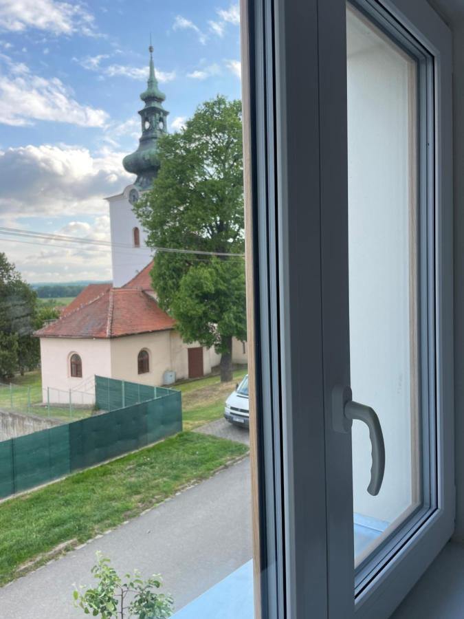 Kopr Apartman Přítluky Kültér fotó
