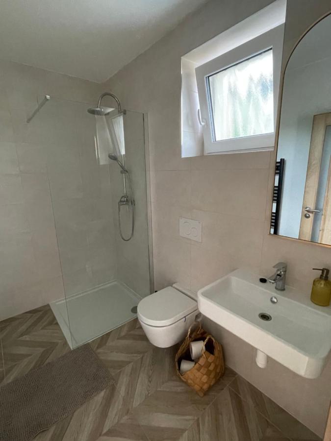Kopr Apartman Přítluky Kültér fotó